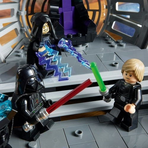 LEGO Star Wars: Emperor's Throne Room Diorama 75352