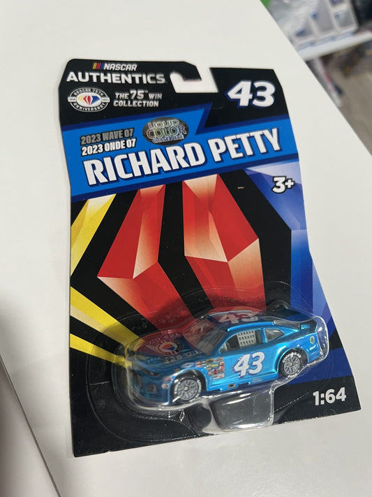 NASCAR Authentics 2023 Wave 7 Liquid Color Chase Richard Petty